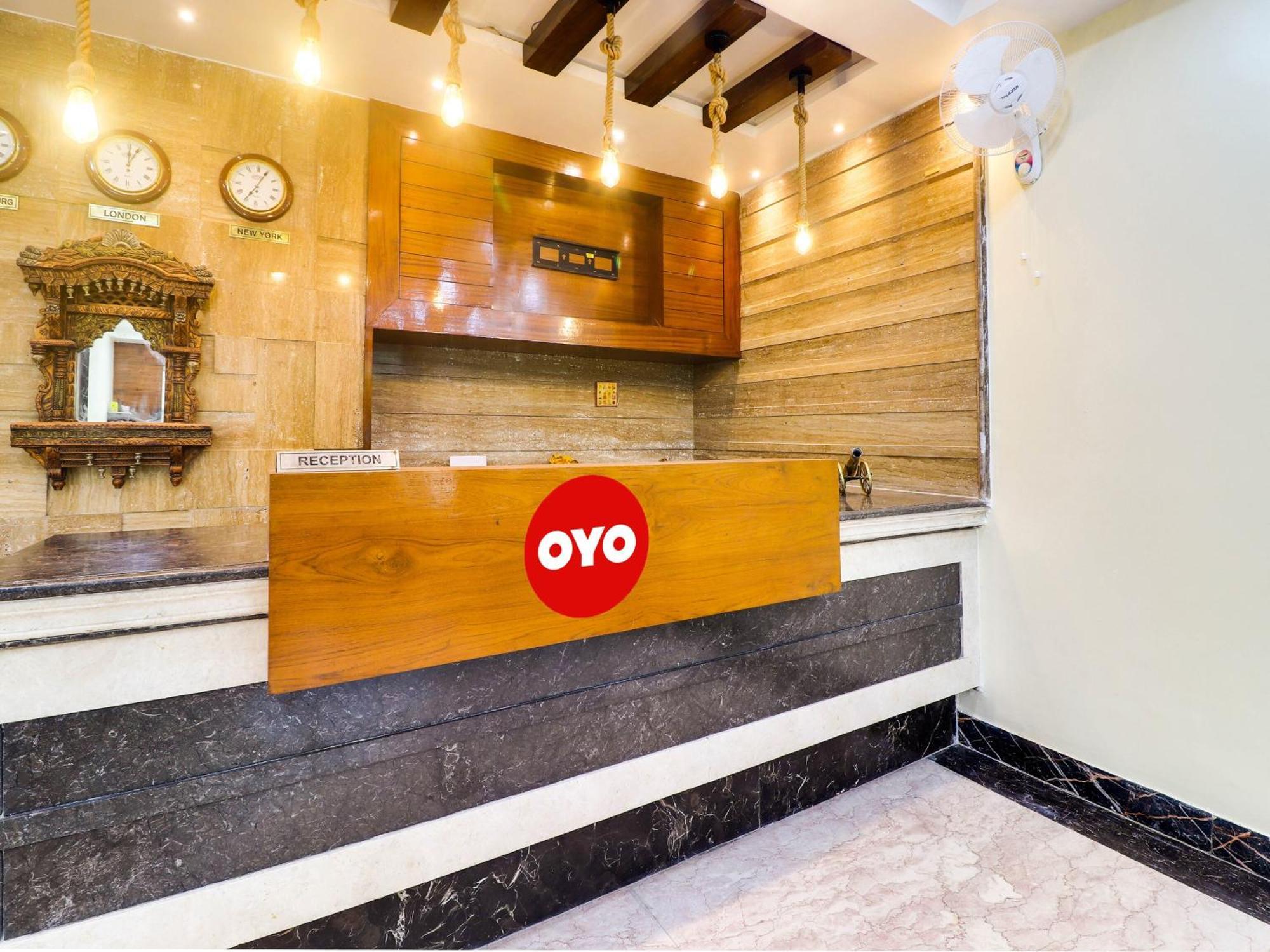 Oyo Flagship Hotel Rudra Palace Agra  Exterior foto